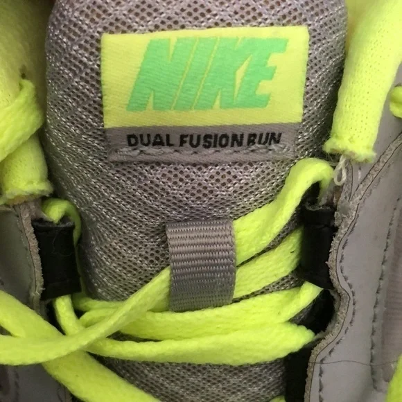Nike Dual Fusion Running Shoes - Picture 10 of 15